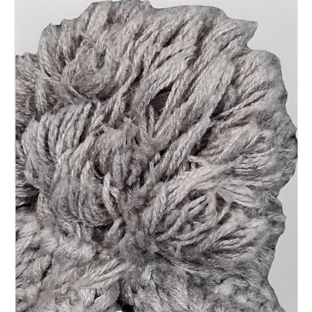 The North Face Gray Cable Knit Pom Beanie Hat CLN6 One‎ Size Mens Womens
